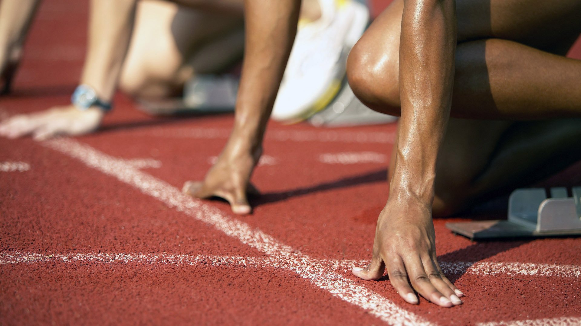 伦敦马拉松纯跑者打破历史纪录,现场气氛热烈,2020年伦敦马拉松全程视频